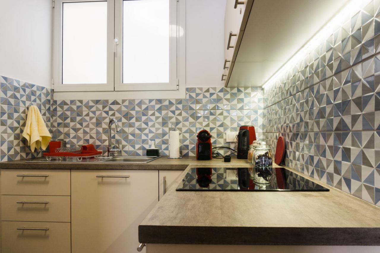 Comfort Zone Apartment In The Heart Of Aten Exteriör bild